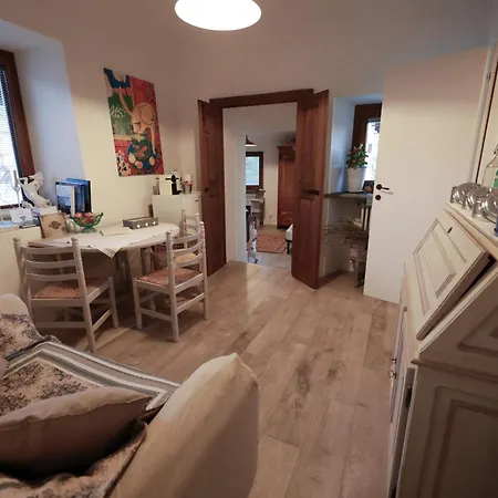 Maison La Tur Apartment